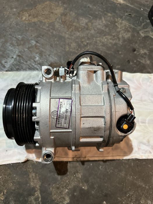 Компресор климатик Mercedes ML W164 W251 W221 W219