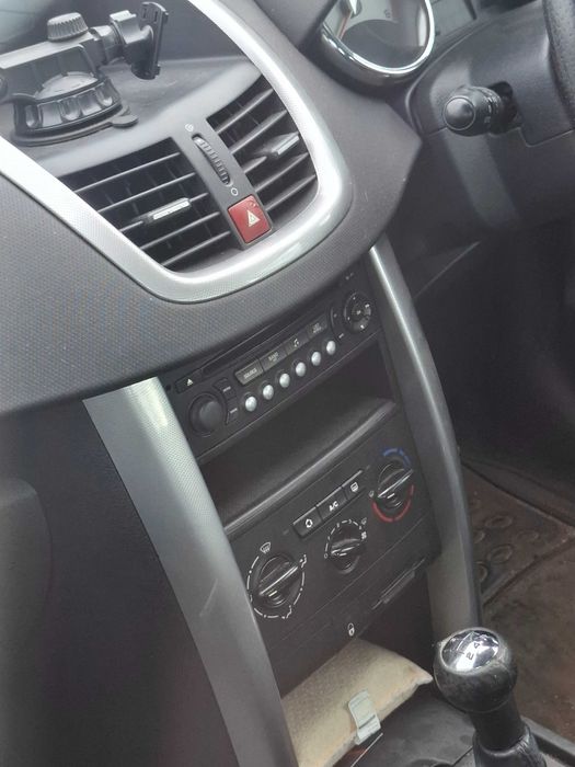 Пежо 207 1.6hdi 2007г.