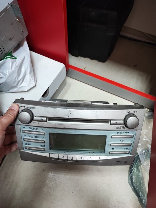 Магнитола штатная