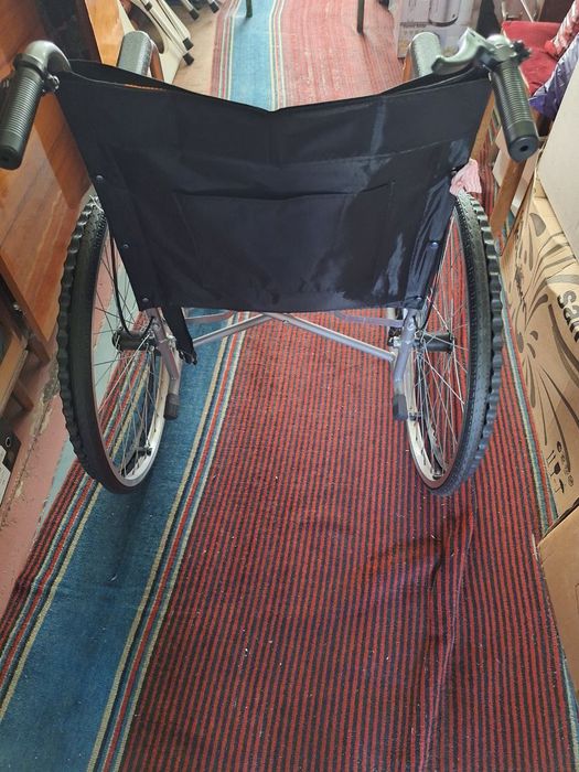 Сотилади инвалидная коляска ва горшок