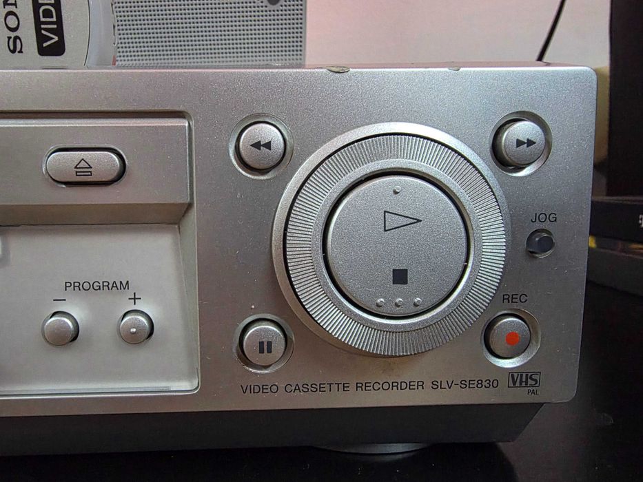 Продавам Видео SONY HI-FI