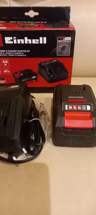 Kit Einhell PXC.  Acumulator de 4 Ah si incarcator rapid.  Nou!