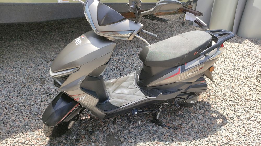 Скутер/мопед 125 куб.