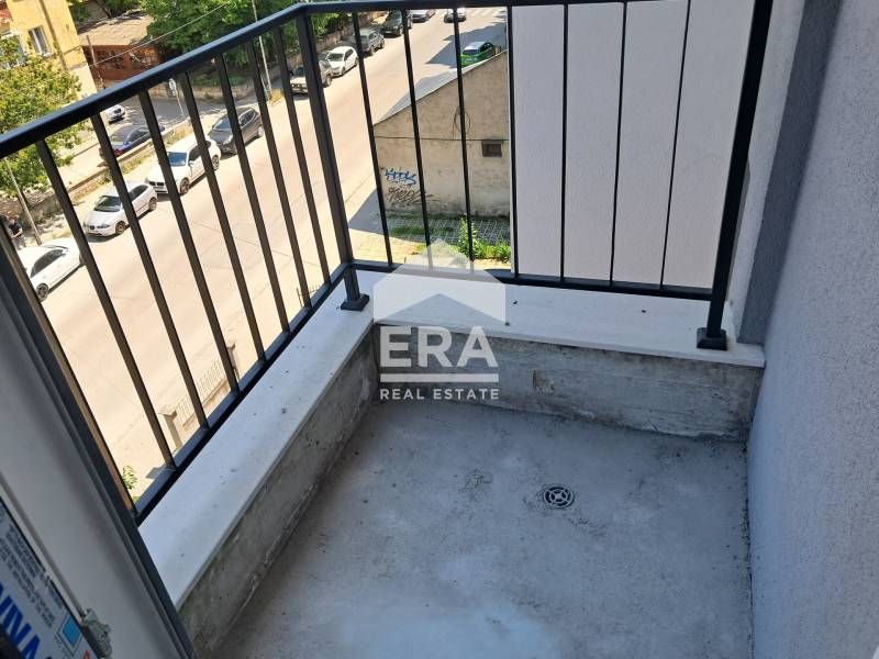 Продава се Тристаен апартамент в Варна, Погреби - 96 кв.м за 1844 €/кв.м - Снимка #4