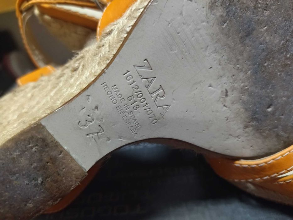 Плетени сандали на платформа ZARA