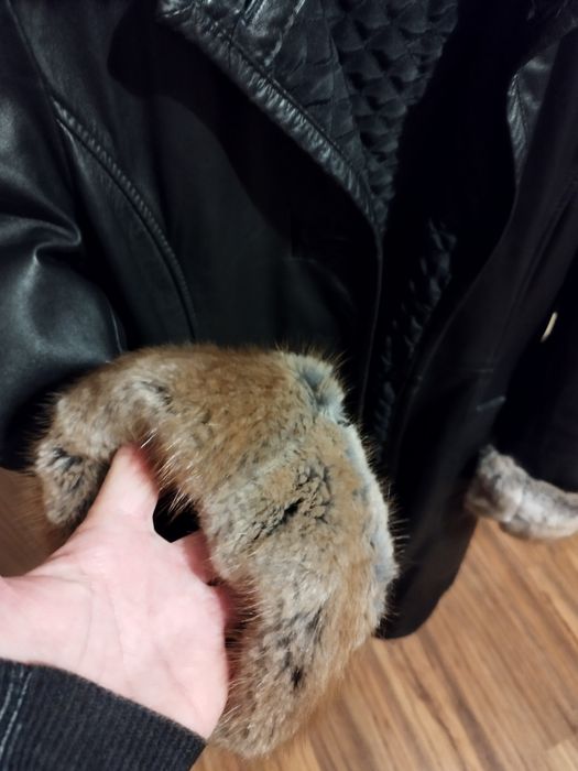 Черно кожено яке-палто подплатено от естествена лицева кожа