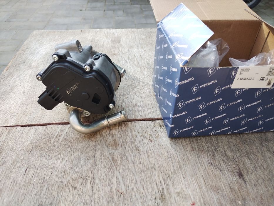Vând EGR Valve pentru vw pasat b 8 20 tdi