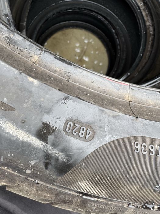 285 40 22 pirelli vara 7.6 mm
