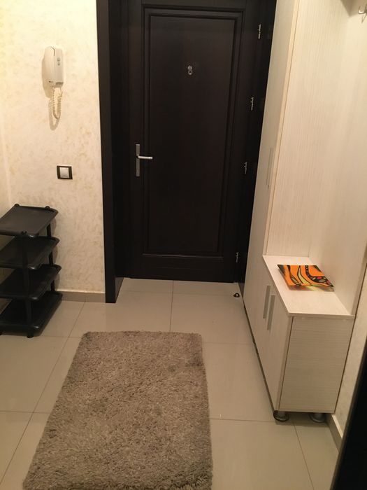 Inchiriez garsoniera craiova complex ferval(ford)