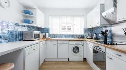 Дава се под наем Двустаен апартамент в София, Горубляне - 70 кв.м за 765 € - Снимка #3