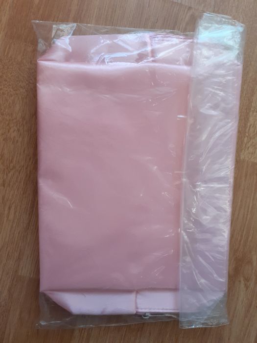 Geanta machiaj/produse igiena nyx