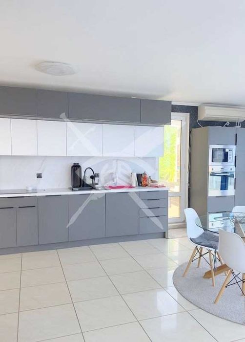 Продава се Двустаен апартамент в Поморие - 110 кв.м за 1287 €/кв.м - Снимка #1