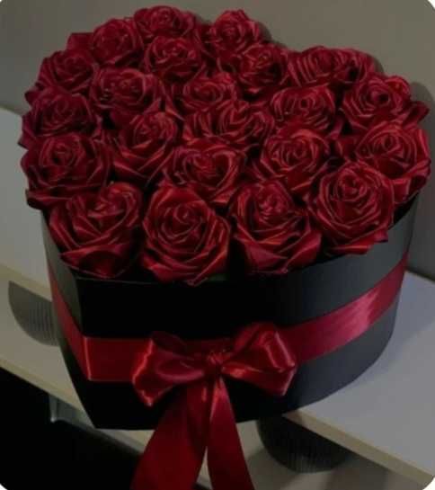 Trandafiri din satin