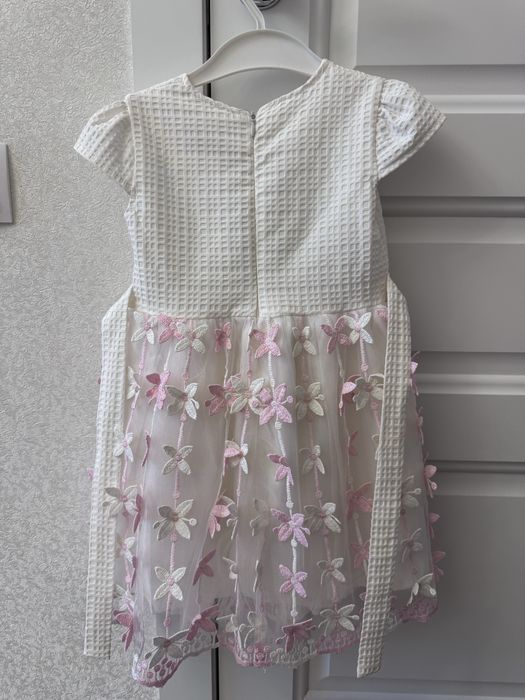 Детское платье на 104см-4года