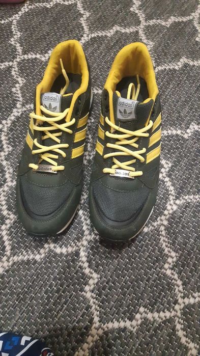 Чисто Нови Адидас ZX750