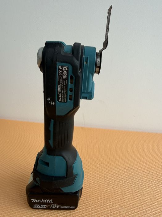 Makita DTM 52 multifunctional