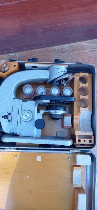 Микроскоп биологический