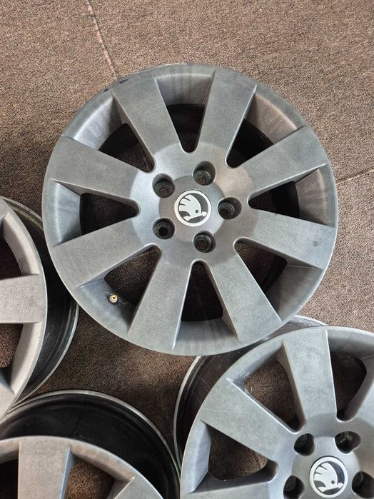 Jante Aliaj 5x112 16'' OEM Skoda Superb Octavia Yeti Karoq / VW Passat Golf Touran Sharan Tiguan Caddy T-ROC  7J ET 37 !