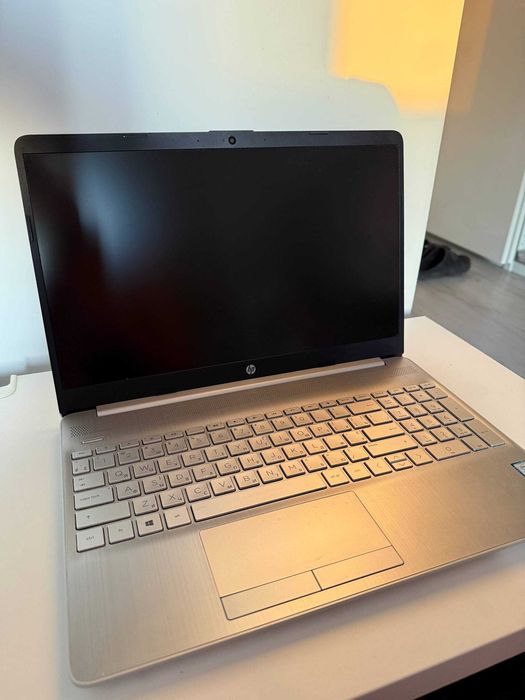 Laptop HP 15,6" | i5-8265U | 8 GB RAM | SSD 238 GB | GeForce MX110 2 GB
