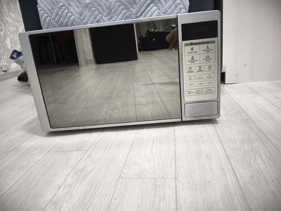Микроволновка LG