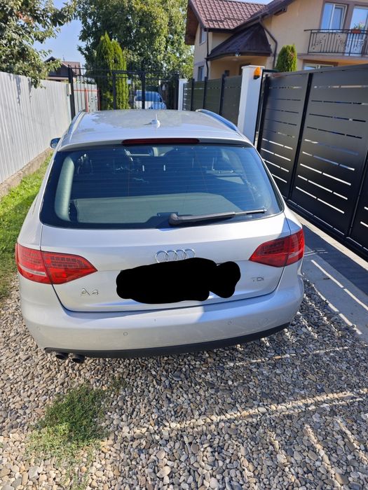 Vând Audi A4  2012
