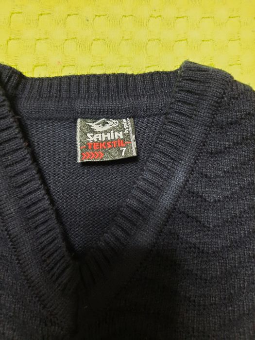 Продам школьную одежду на мальчика