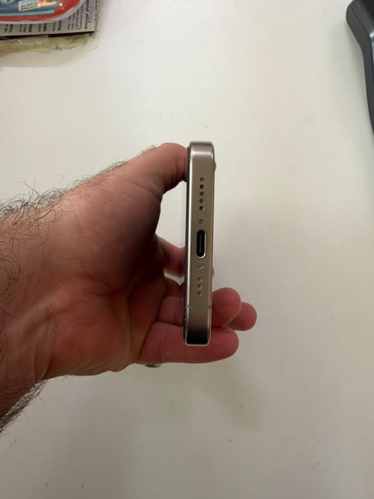 iPone 15 pro 256 g