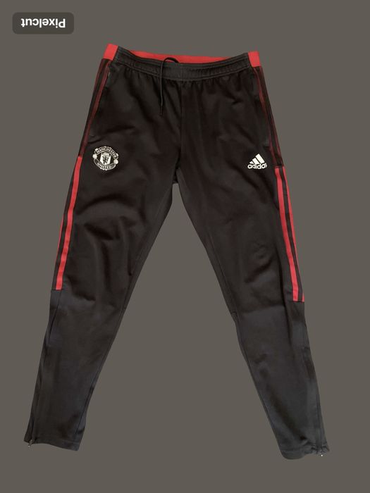 Дрехи Adidas и Nike