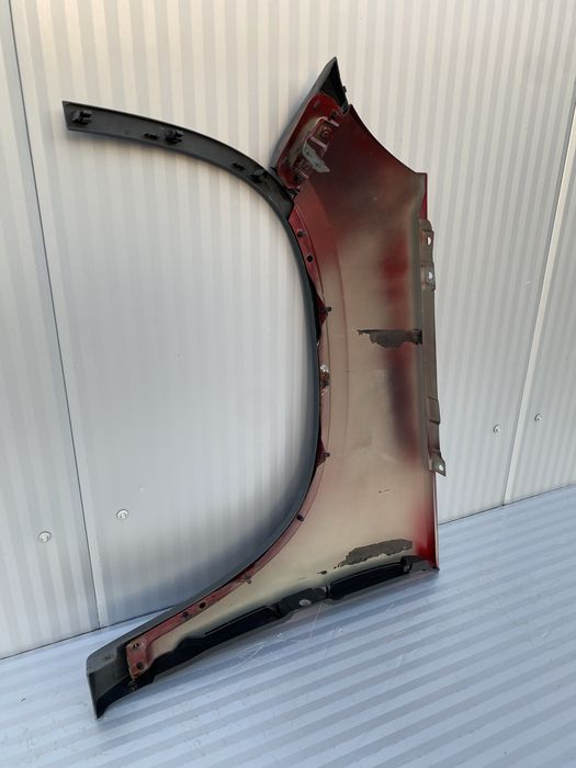 Aripa dr fata vw Tiguan 5N Complecta cod de culoare LA3T