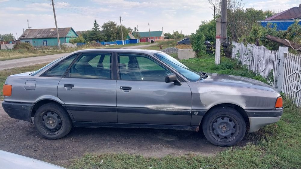 Продам машину срочно