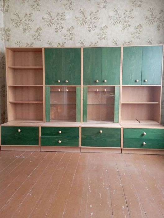 Продается стенка, шкафы