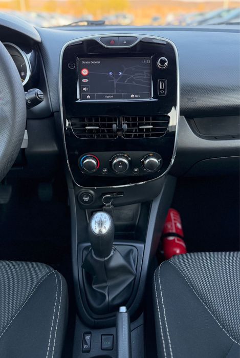 Renault Clio / Facelift / 06.2015 / Benzina / Km Reali / Euro5 / Manuala