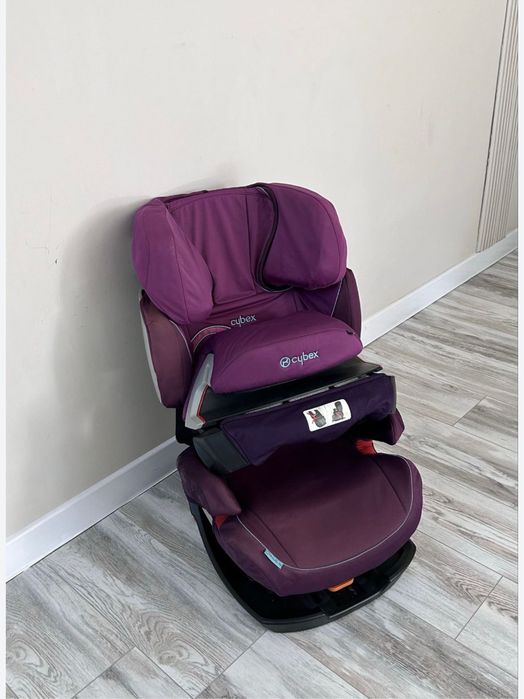 Детское кресло Cybex.