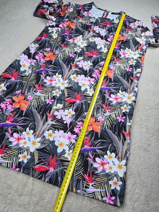 Rochie MOHITO cu model floral - mărime L