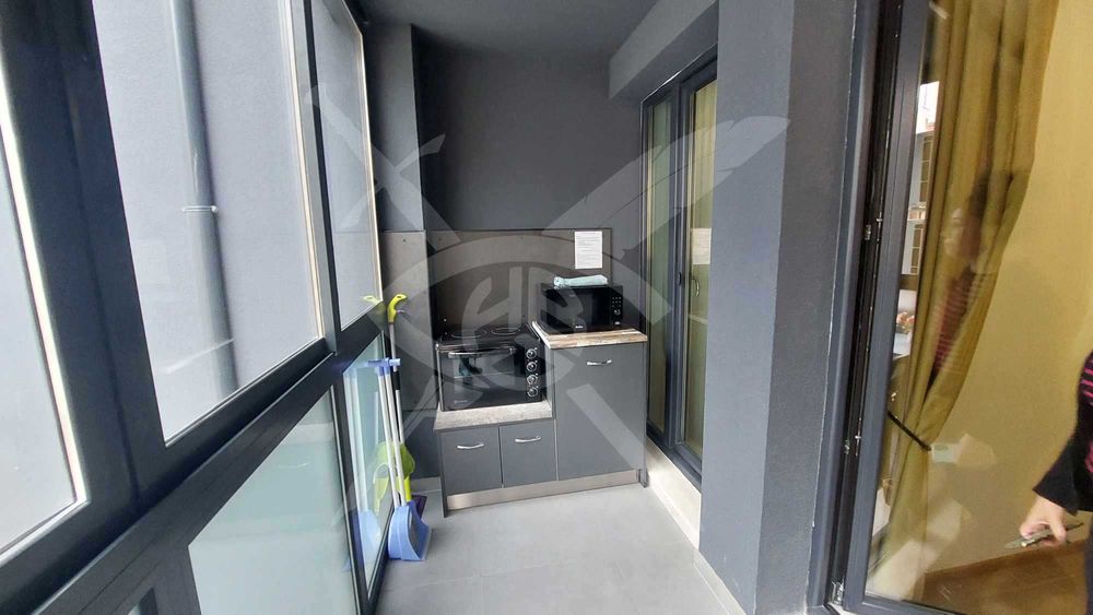 Дава се под наем Двустаен апартамент в Варна, Червен площад - 58 кв.м за 675 € - Снимка #2