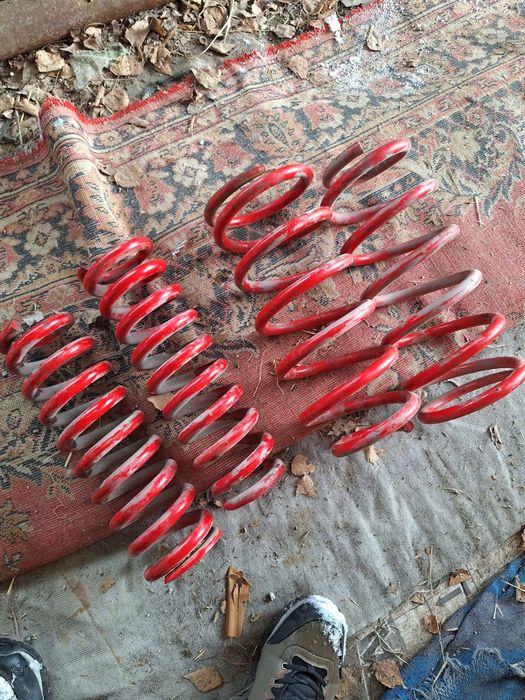 Продам пружины для лифт комплекта