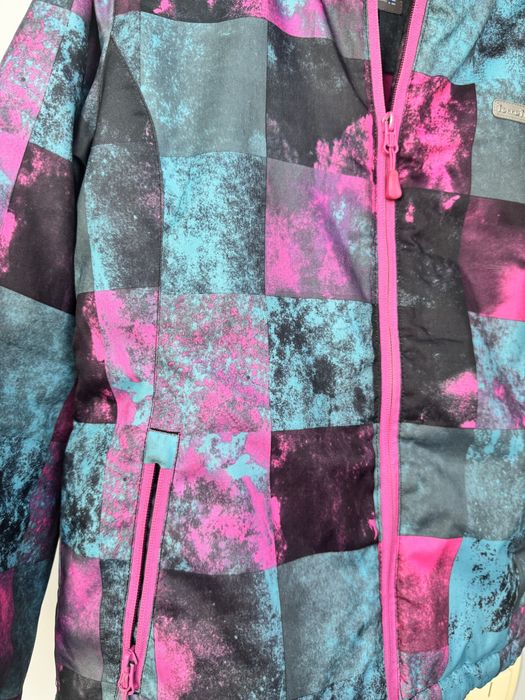 Зимняя куртка девочки