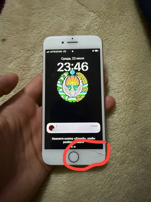 Iphone 8.