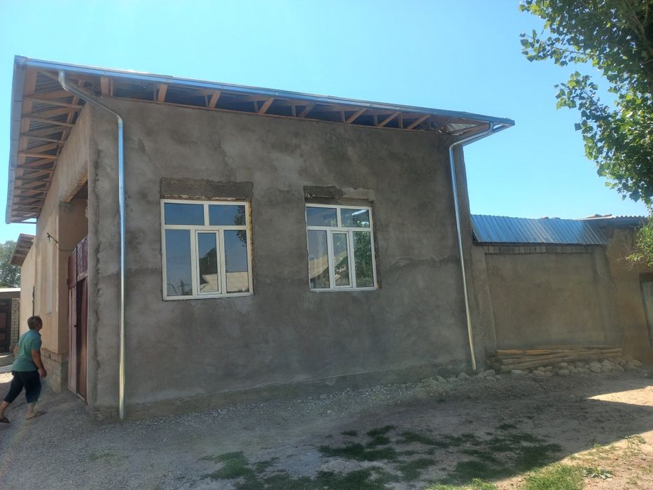 Учаска сотилади срочни. Арентир Янгги Узбекистан атрофи.