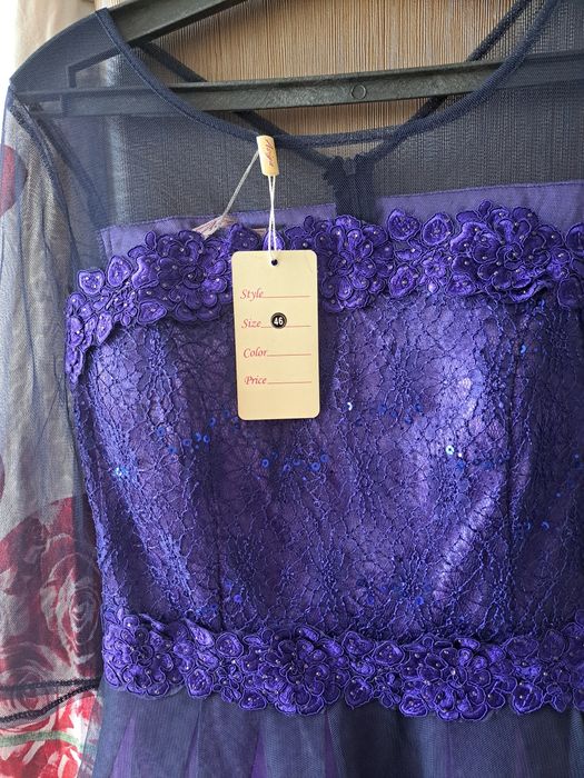 Продам платье новое