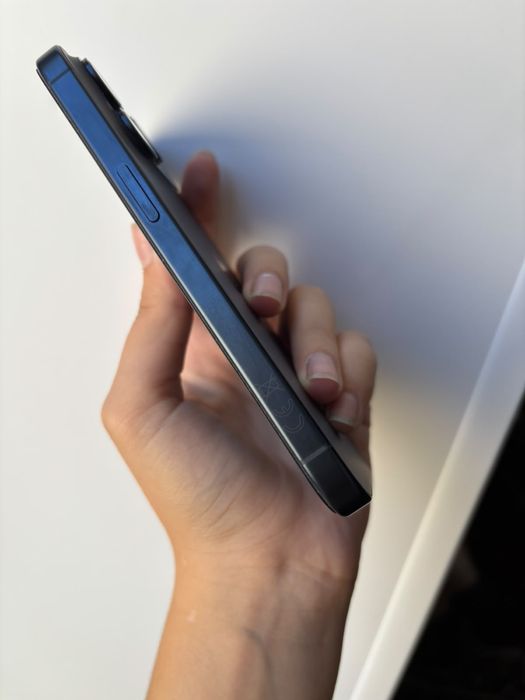 Продам или обменяю Iphone 15 pro
