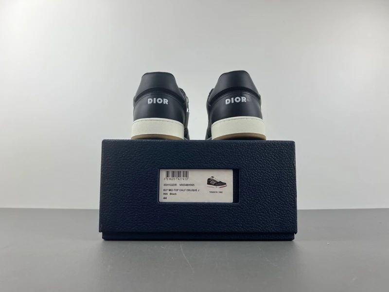 CD B27 Low Black Beige