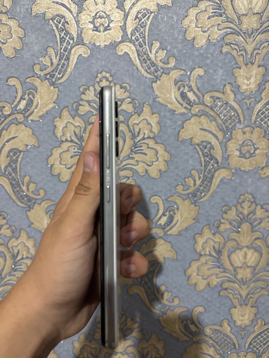 Samsung A32 в хорошем состоянии
