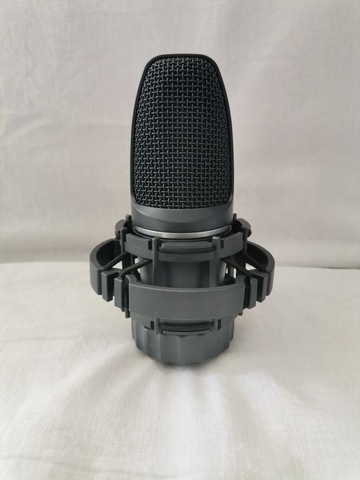 Microfon profesional de studiou AKG C3000 nou