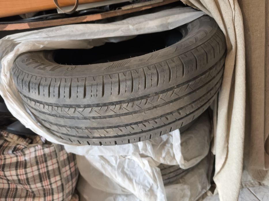 Продам 225/60/18