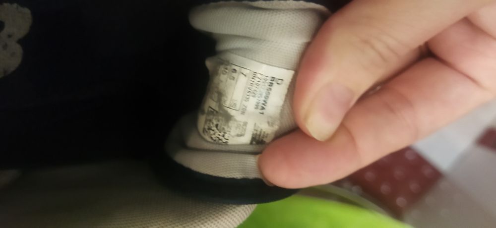 Кроссовки NB оригинал кожаные 40р.