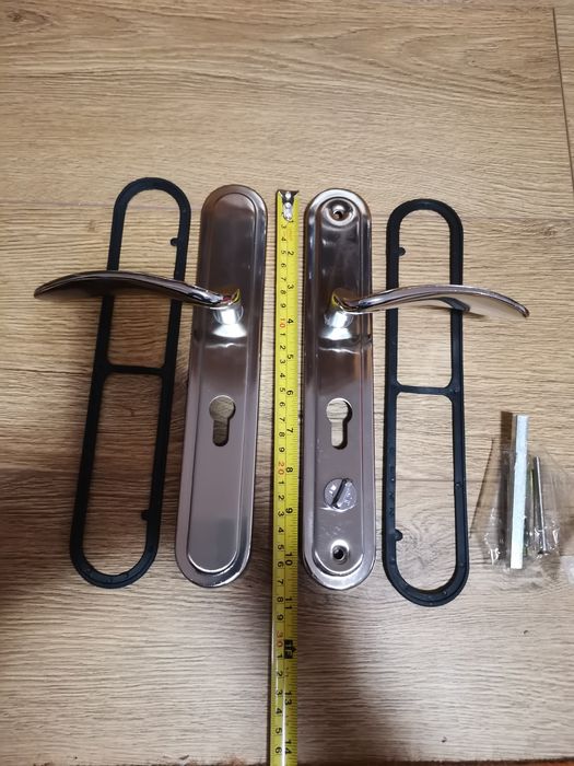 Șilduri /mâner ușa