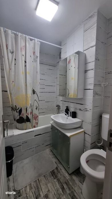 Garsoniera 22 mp, complet renovata, zona Lapus -  Electroputere Mall