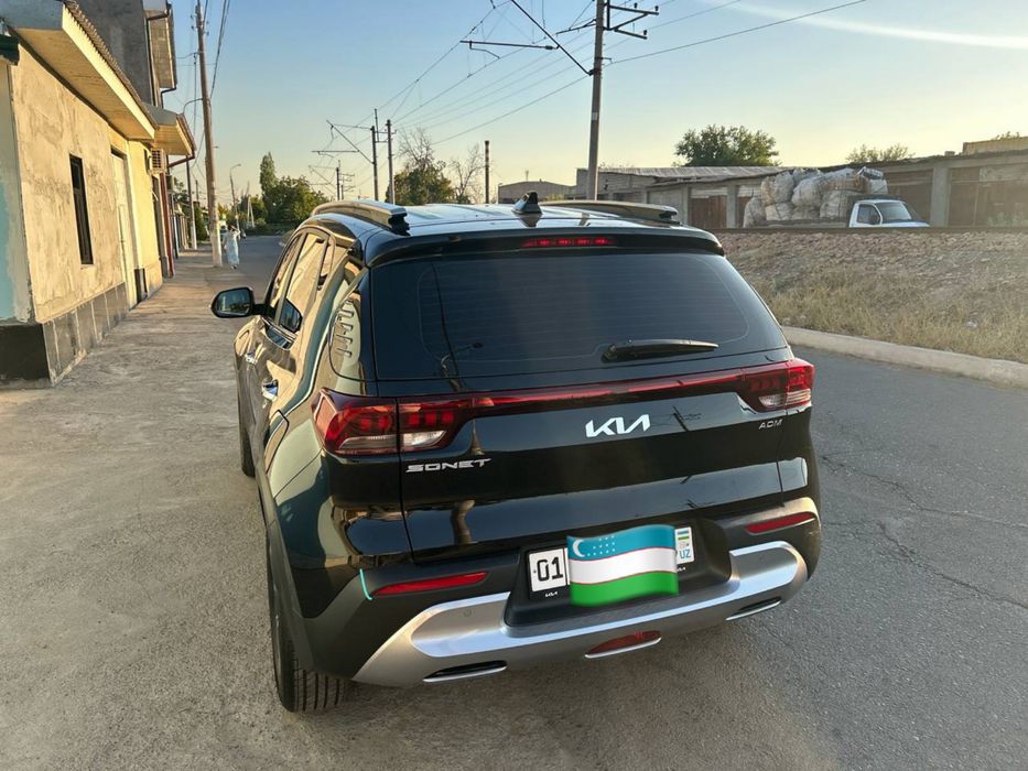 Kia  Sonet eng fulli Prestige  2025 yil 15.000 km
