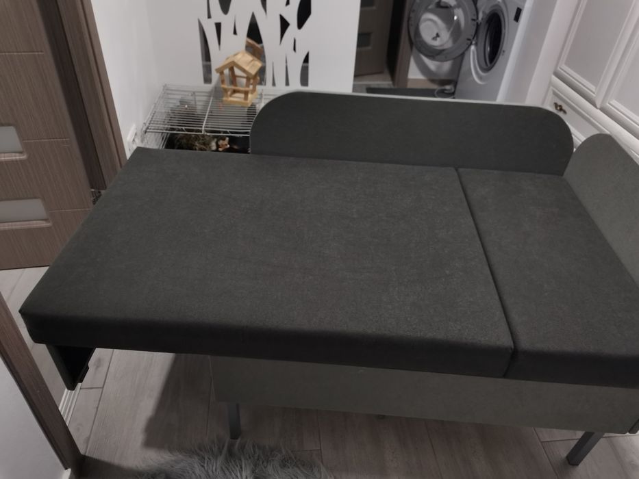 Vând pat de o persoana  stare ca nou